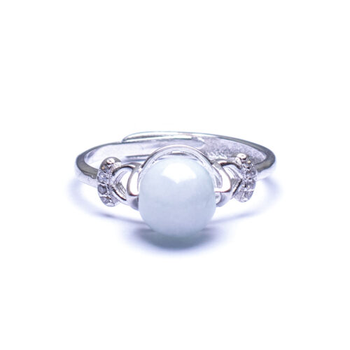 Moonstone ring for Spiritual Growth, Intuition and Balance